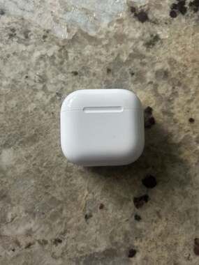 Apple AirPods Pro 2nd Gen (USB-C) - Case Only